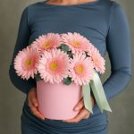 Коробки с герберами